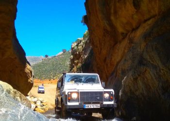 Land Rover Safari Club - Tripiti Route - jeepsafari Kreta